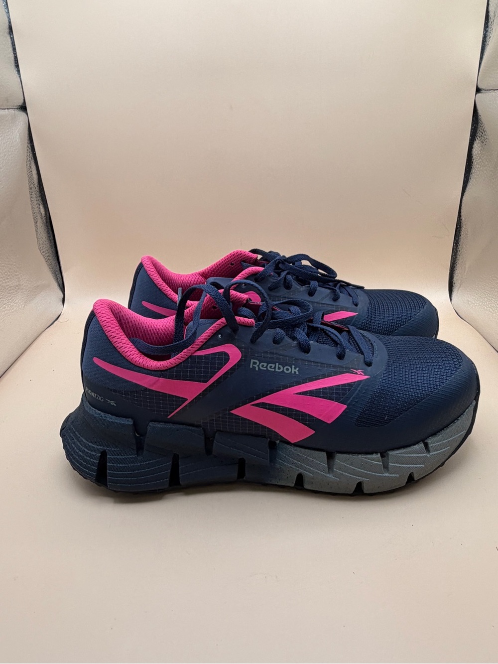 Reebok Women's Size 9.5 Floatzig Work Shoe RB309 - Navy with Pink Highlights